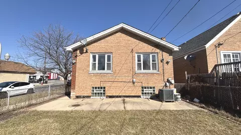 Exterior - 4159 W 55th St, Chicago, IL 60632 photo 2 of 3