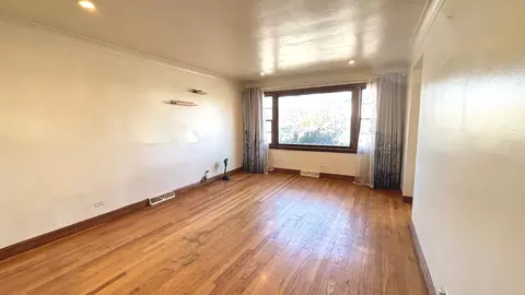 Living - 4159 W 55th St, Chicago, IL 60632 photo 1 of 2