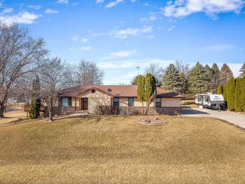 1357 Chadwick Ct, Davis, IL 61019 photo 3