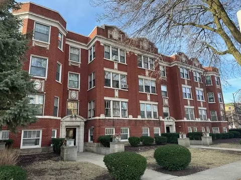 125 Washington Blvd #3, Oak Park, IL 60302