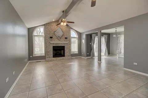 6450 Walter Adamic Ln, Plainfield, IL 60586 photo 2