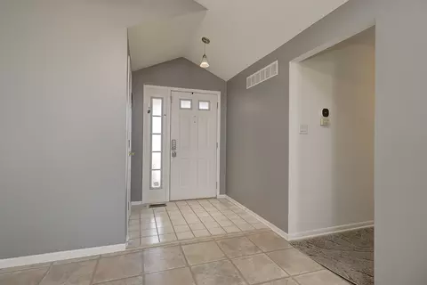 6450 Walter Adamic Ln, Plainfield, IL 60586 photo 5