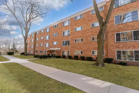 6220 N Ridge Ave #S105, Chicago, IL 60660