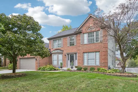 12 Pennsbury Ct, Bolingbrook, IL 60440