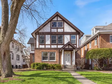 329 N Scoville Ave, Oak Park, IL 60302