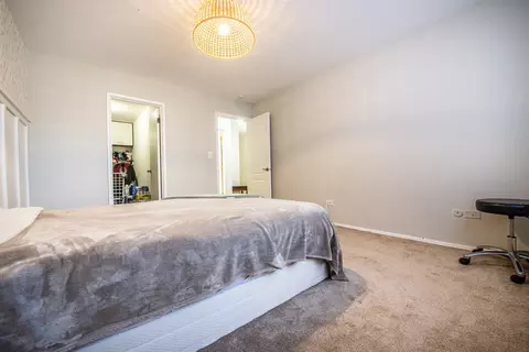 Bedroom - 1500 Robin Cir #218, Hoffman Estates, IL 60169 photo 3 of 7