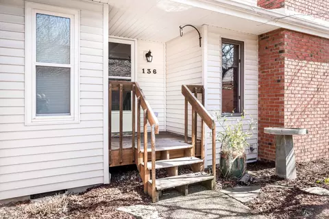 903 N Linden St #136, Normal, IL 61761