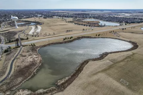 View/Area - 27101 Rustic Wood Ln, Plainfield, IL 60585 photo 5 of 5