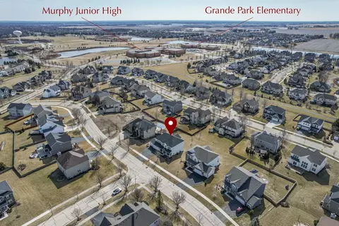 View/Area - 27101 Rustic Wood Ln, Plainfield, IL 60585 photo 3 of 5