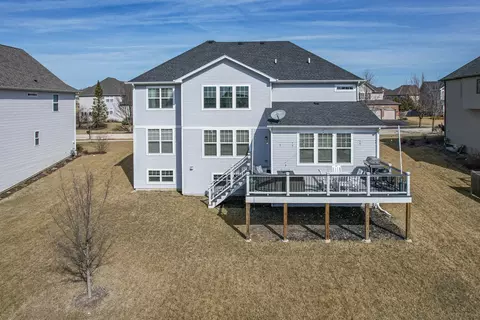 Exterior - 27101 Rustic Wood Ln, Plainfield, IL 60585 photo 8 of 12