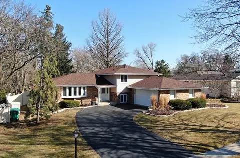 8522 Fir St, Orland Park, IL 60462