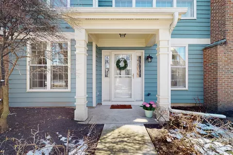 177 Princeton Ln, Glenview, IL 60026