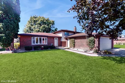 13920 Catherine Dr, Orland Park, IL 60462