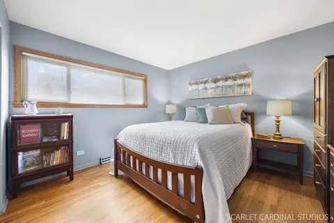 Bedroom - 818 Cadillac Dr, Wheaton, IL 60187 photo 1 of 3