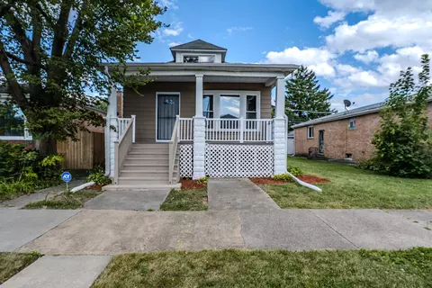 9617 S Genoa Ave, Chicago, IL 60643