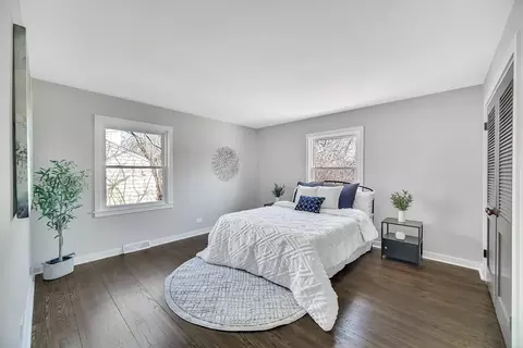 Bedroom - 815 Brookwood Dr, Olympia Fields, IL 60461 photo 4 of 6