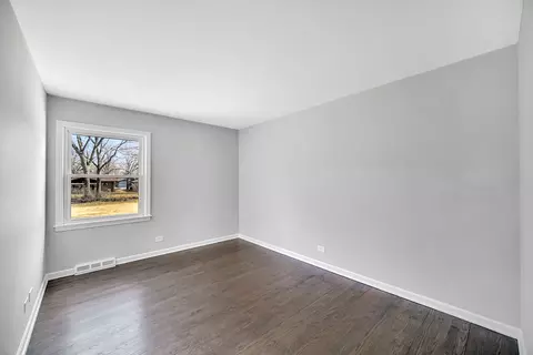 Bedroom - 815 Brookwood Dr, Olympia Fields, IL 60461 photo 2 of 6