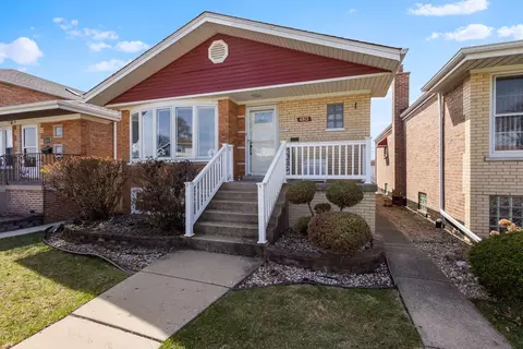 6513 W 60th St, Chicago, IL 60638