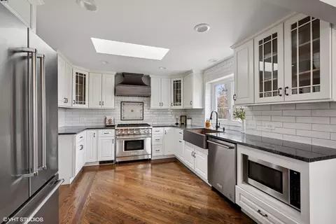 Kitchen - 79 Brinker Rd, Barrington Hills, IL 60010 photo 1 of 4