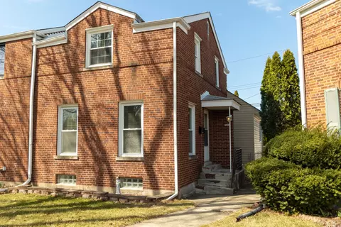 7228 W Balmoral Ave, Chicago, IL 60656