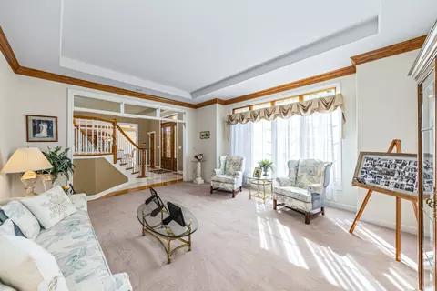 Living - 210 79th St, Willowbrook, IL 60527 photo 2 of 5