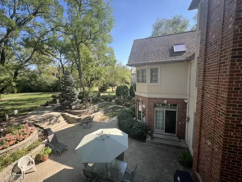 Exterior - 210 79th St, Willowbrook, IL 60527 photo 22 of 27