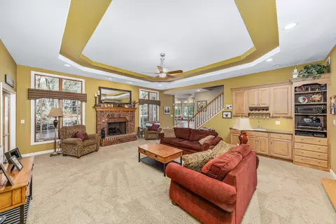 Living - 210 79th St, Willowbrook, IL 60527 photo 5 of 5