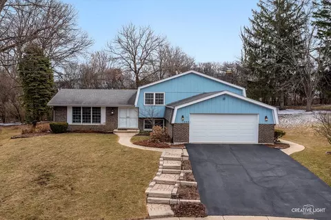 1533 Snowberry Ct, Downers Grove, IL 60515