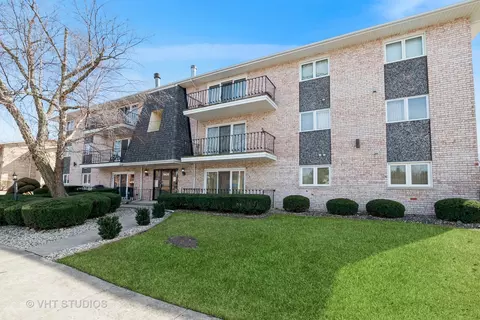 7405 Tiffany Dr #3SE, Orland Park, IL 60462