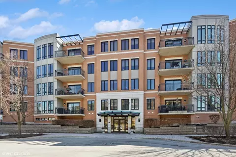 145 S York St #518, Elmhurst, IL 60126