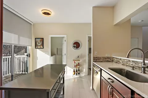 Kitchen - 182 Lucerne Ct, Wheeling, IL 60090 photo 2 of 2
