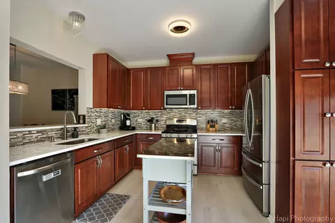 Kitchen - 182 Lucerne Ct, Wheeling, IL 60090 photo 1 of 2