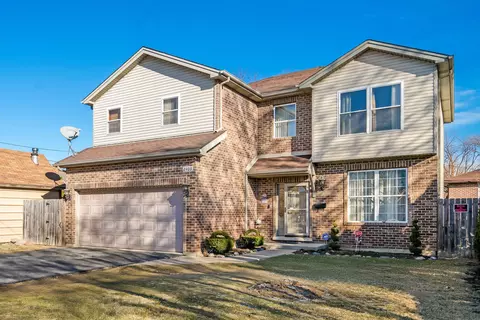 2403 Geneva Ave, Northlake, IL 60164
