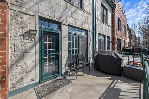 1812 S Dearborn St #27, Chicago, IL 60616