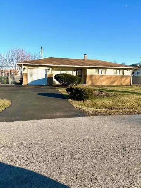 Exterior - 16625 Sawyer Ave, Markham, IL 60428 photo 1 of 1