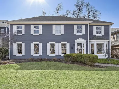421 Hudson Ave, Clarendon Hills, IL 60514