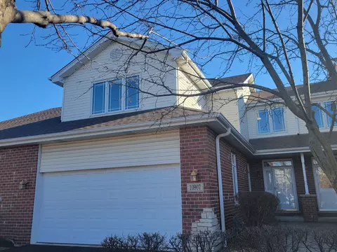 10907 Canterbury Dr, Mokena, IL 60448