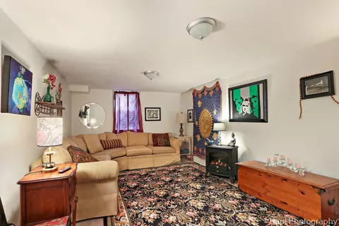 Living - 300 E Blackman St, Harvard, IL 60033 photo 3 of 4