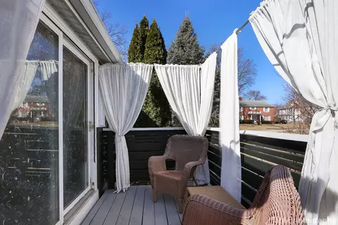 Exterior - 300 E Blackman St, Harvard, IL 60033 photo 6 of 8