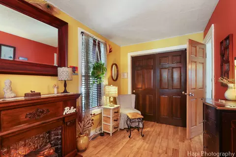 Entry Way - 300 E Blackman St, Harvard, IL 60033 photo 1 of 3