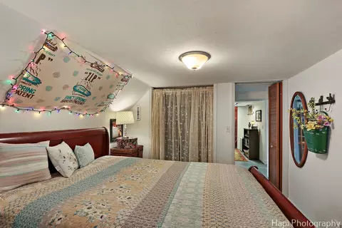 Bedroom - 300 E Blackman St, Harvard, IL 60033 photo 4 of 4