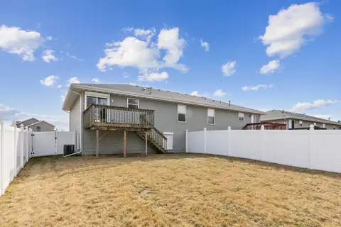 Exterior - 415 Davidson Dr, Minooka, IL 60447 photo 3 of 3