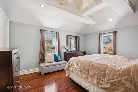 681 Rose Ave, Des Plaines, IL 60016 photo 6