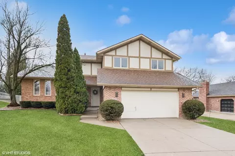13942 S Oak Ridge Dr, Homer Glen, IL 60491