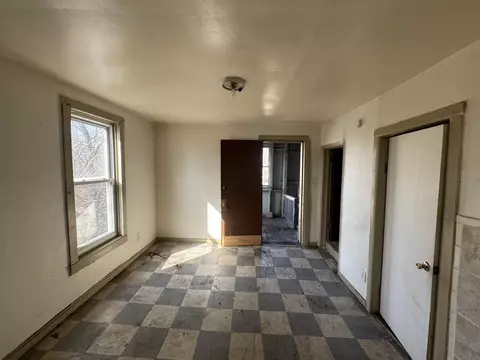 Living - 5218 S Lowe Ave, Chicago, IL 60609 photo 6 of 6