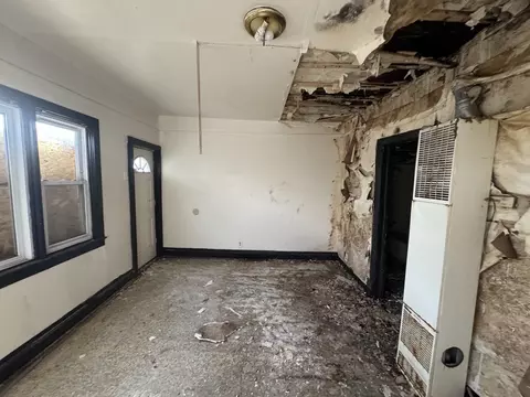 Living - 5218 S Lowe Ave, Chicago, IL 60609 photo 2 of 6