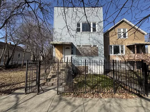 5218 S Lowe Ave, Chicago, IL 60609