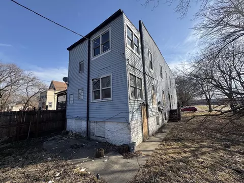 Exterior - 5218 S Lowe Ave, Chicago, IL 60609 photo 4 of 4