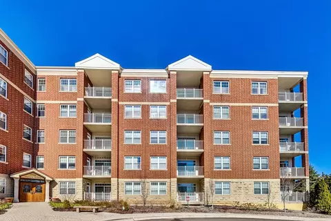 Other - 1 Itasca Pl #410, Itasca, IL 60143 photo 1 of 9