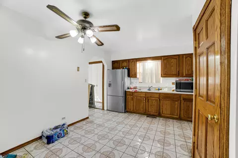 Kitchen - 7624 W 61st St, Summit, IL 60501 photo 1 of 4